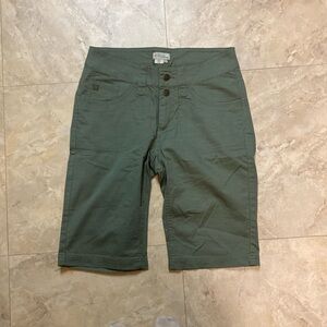 Royal Robin Bermuda Shorts